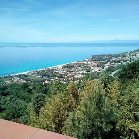 La Casa Dell'olmo * Zambrone