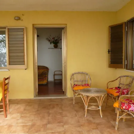 La Casa Dell'olmo Apartment