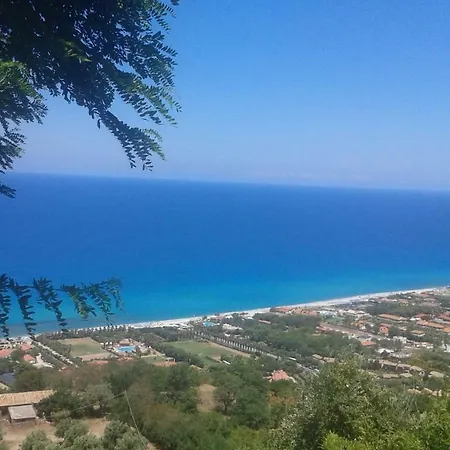 La Casa Dell'olmo Zambrone