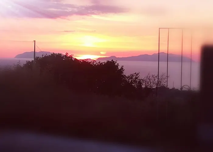 La Casa Dell'olmo アパート ザンブローネ