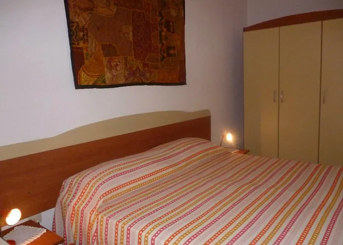 La Casa Dell'olmo ザンブローネ